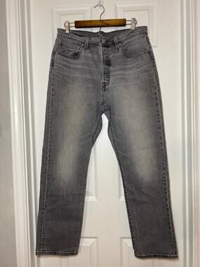 Levi's 501 Original Women’s Straight Leg Grey Wash Denim Jeans W32 L30 High Rise